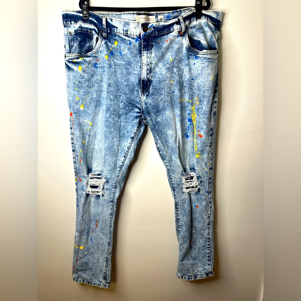 Evolution in Design Distressed Paint-Splatter Jeans – Size 44